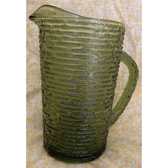 Vintage Anchor Hocking - Avocado Green -Soreno Pitcher - 7 Inches Tall - Picture 1 of 6